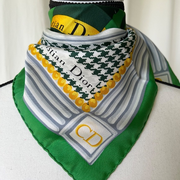 Rare Christian Dior Vintage Silk Scarf – “Le New Look” / Miss Dior Tribute - Picture 4 of 10